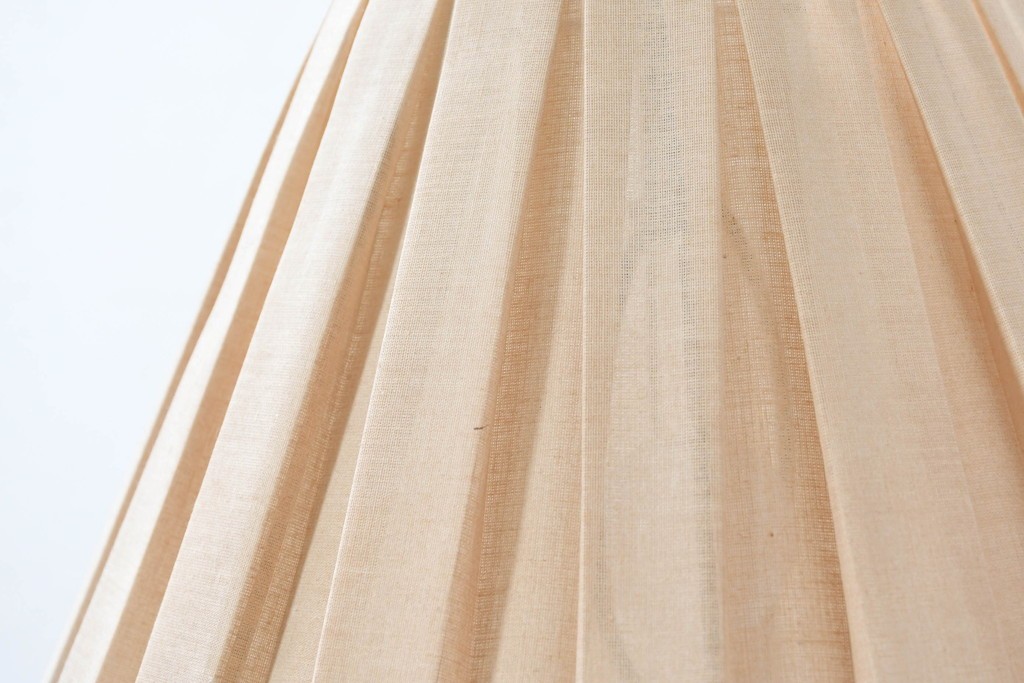 アメリカヴィンテージ　シンプルでクラシカルな佇まいのフロアスタンド　(R-087007)