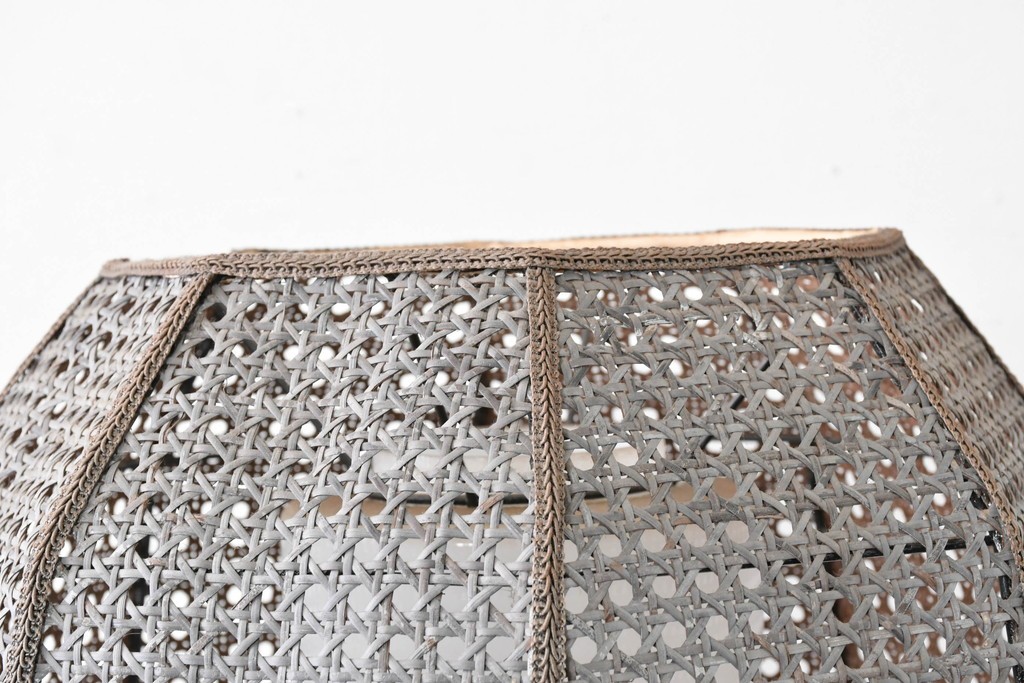 和製ヴィンテージ　希少デザイン　編み込みシェードが印象的なフロアスタンド　(R-087008)