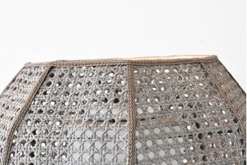 和製ヴィンテージ　希少デザイン　編み込みシェードが印象的なフロアスタンド　(R-087008)