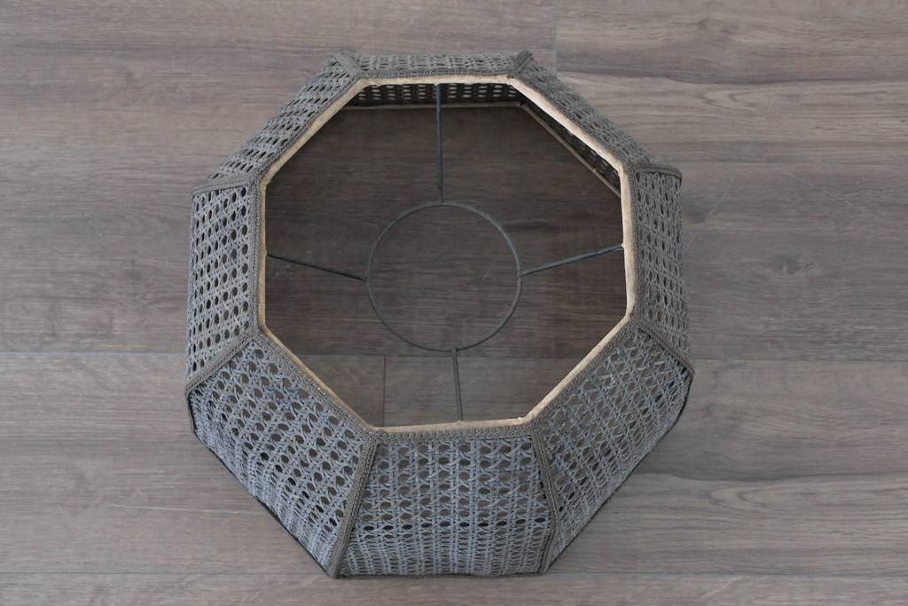 和製ヴィンテージ　希少デザイン　編み込みシェードが印象的なフロアスタンド　(R-087008)