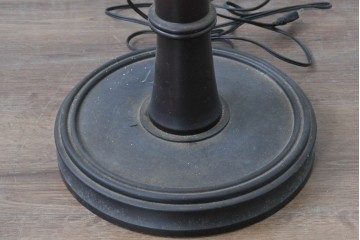 和製ヴィンテージ　希少デザイン　編み込みシェードが印象的なフロアスタンド　(R-087008)