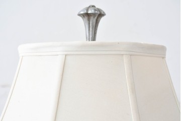 アメリカヴィンテージ　アールデコ　装飾的な支柱デザインが魅力のフロアスタンド　(R-087009)