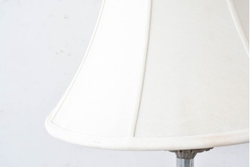 アメリカヴィンテージ　アールデコ　装飾的な支柱デザインが魅力のフロアスタンド　(R-087009)