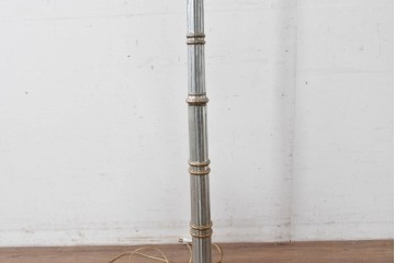 アメリカヴィンテージ　アールデコ　装飾的な支柱デザインが魅力のフロアスタンド　(R-087009)