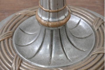 アメリカヴィンテージ　アールデコ　装飾的な支柱デザインが魅力のフロアスタンド　(R-087009)