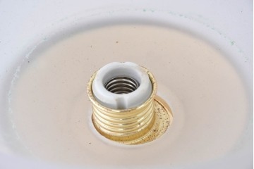 中古　YAMAGIWA(ヤマギワ)　優美な装飾が施されたフロアランプ　(R-087010)