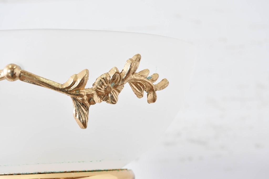 中古　YAMAGIWA(ヤマギワ)　優美な装飾が施されたフロアランプ　(R-087010)