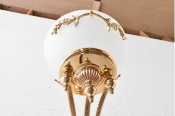 中古　YAMAGIWA(ヤマギワ)　優美な装飾が施されたフロアランプ　(R-087010)