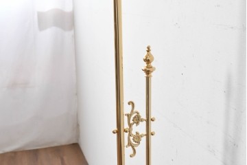 中古　YAMAGIWA(ヤマギワ)　優美な装飾が施されたフロアランプ　(R-087010)