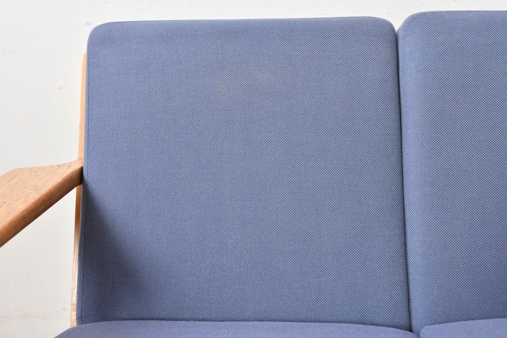 デンマークヴィンテージ　希少!!　GETAMA(ゲタマ)　ILLUMS BOLIGHUS(イルムス・ボリフス)　HAKUHAN MOKUZAI(白半木材)　Hans J. Wegner(ハンス・J・ウェグナー)　GE290　3人掛けソファ　(R-087012)