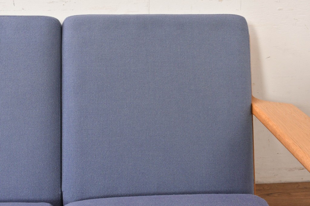 デンマークヴィンテージ　希少!!　GETAMA(ゲタマ)　ILLUMS BOLIGHUS(イルムス・ボリフス)　HAKUHAN MOKUZAI(白半木材)　Hans J. Wegner(ハンス・J・ウェグナー)　GE290　3人掛けソファ　(R-087012)