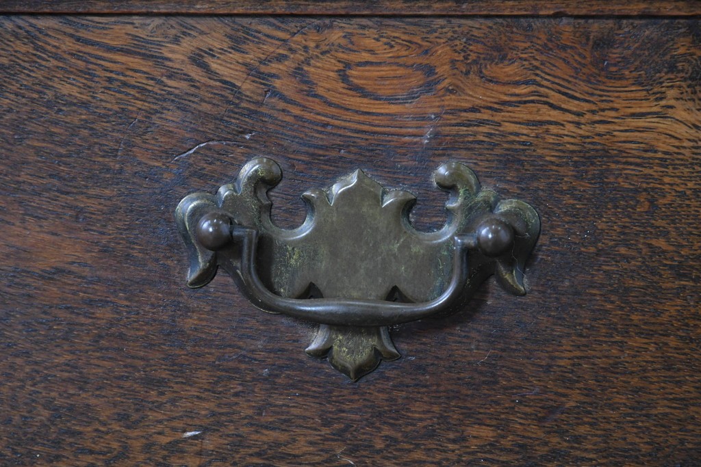 イギリスアンティーク　オーク材　引き出し付きカップボード　(R-087014)