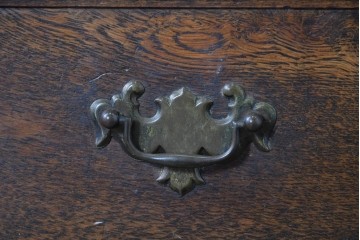 イギリスアンティーク　オーク材　引き出し付きカップボード　(R-087014)