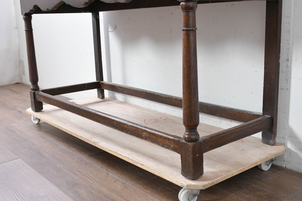 イギリスアンティーク　オーク材　引き出し付きカップボード　(R-087014)