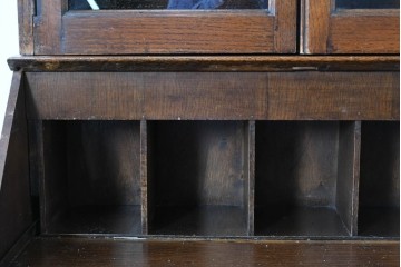 イギリスアンティーク　オーク材　小振りなビューローブックケース　(R-087015)