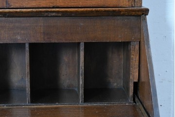 イギリスアンティーク　オーク材　小振りなビューローブックケース　(R-087015)