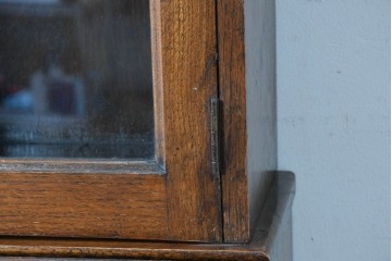 イギリスアンティーク　オーク材　小振りなビューローブックケース　(R-087015)