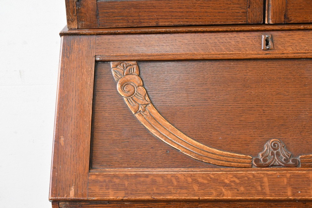 イギリスアンティーク　オーク材　小振りなビューローブックケース　(R-087015)