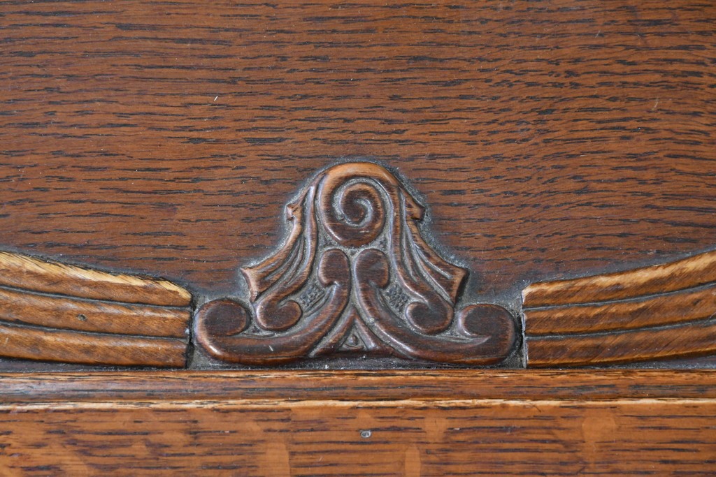 イギリスアンティーク　オーク材　小振りなビューローブックケース　(R-087015)