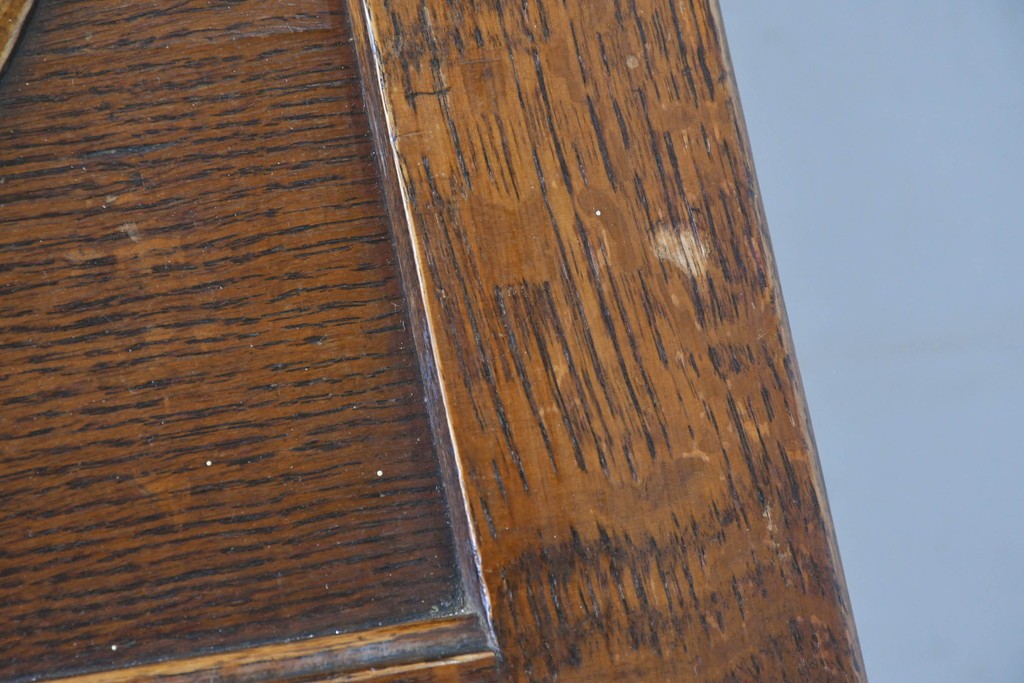 イギリスアンティーク　オーク材　小振りなビューローブックケース　(R-087015)