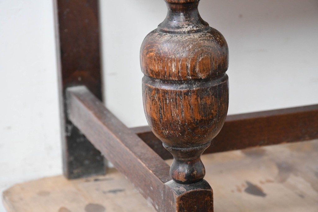 イギリスアンティーク　オーク材　小振りなビューローブックケース　(R-087015)