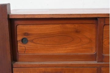 和製ヴィンテージ　両端の力強い柱状の意匠がアクセントの引き出し付き置き床　(R-087017)