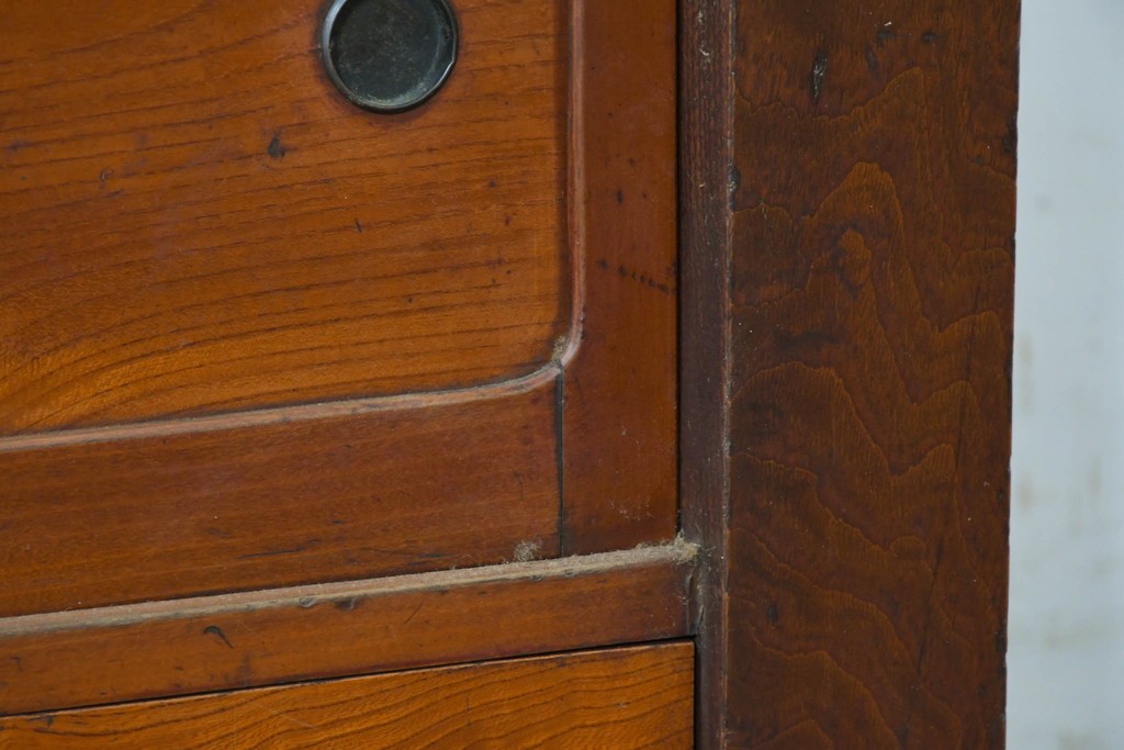 和製ヴィンテージ　両端の力強い柱状の意匠がアクセントの引き出し付き置き床　(R-087017)