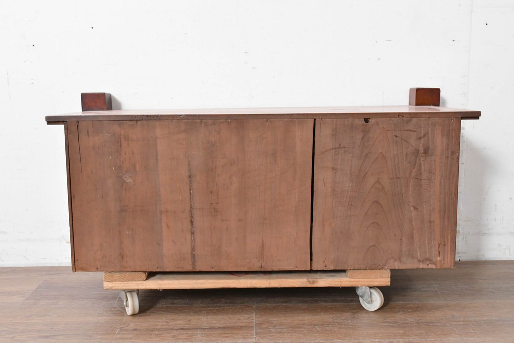 和製ヴィンテージ　両端の力強い柱状の意匠がアクセントの引き出し付き置き床　(R-087017)