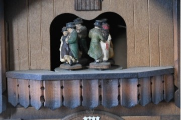 中古　美品　REUGE(リュージュ)　スイス製オルゴール付き　シャレーデザインの鳩時計　(R-087018)