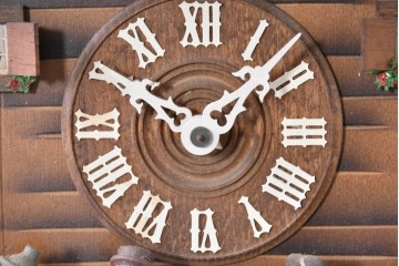 中古　美品　REUGE(リュージュ)　スイス製オルゴール付き　シャレーデザインの鳩時計　(R-087018)