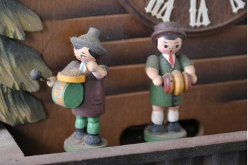 中古　美品　REUGE(リュージュ)　スイス製オルゴール付き　シャレーデザインの鳩時計　(R-087018)