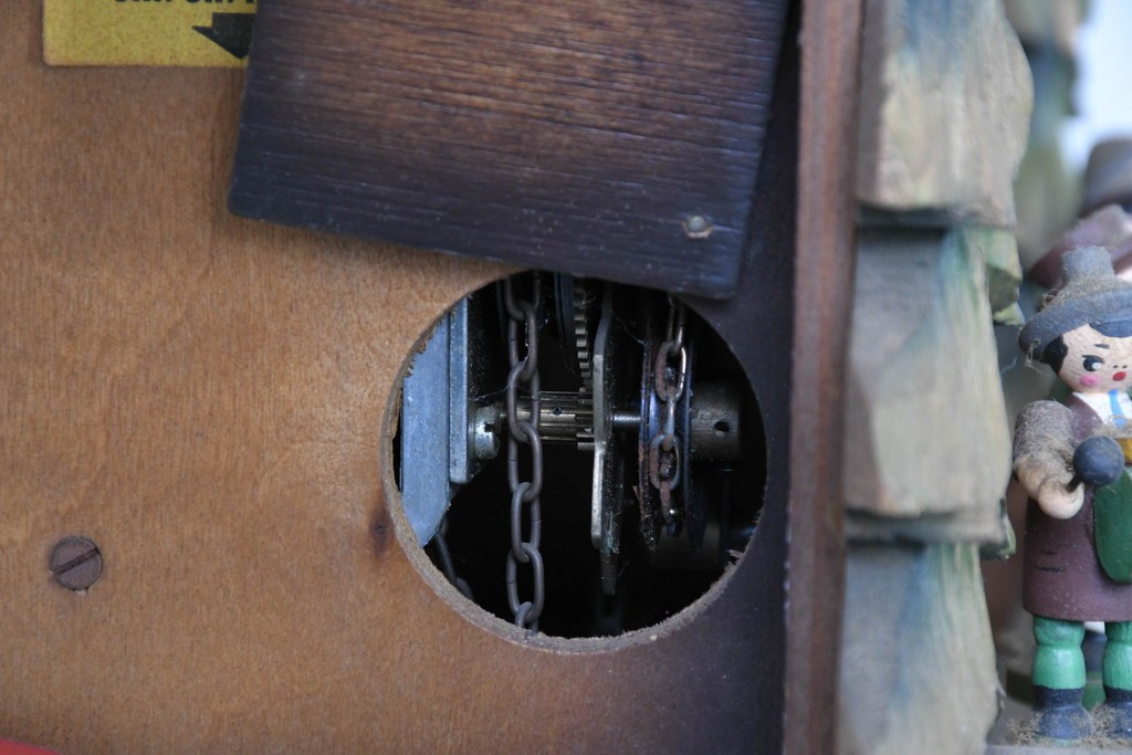 中古　美品　REUGE(リュージュ)　スイス製オルゴール付き　シャレーデザインの鳩時計　(R-087018)