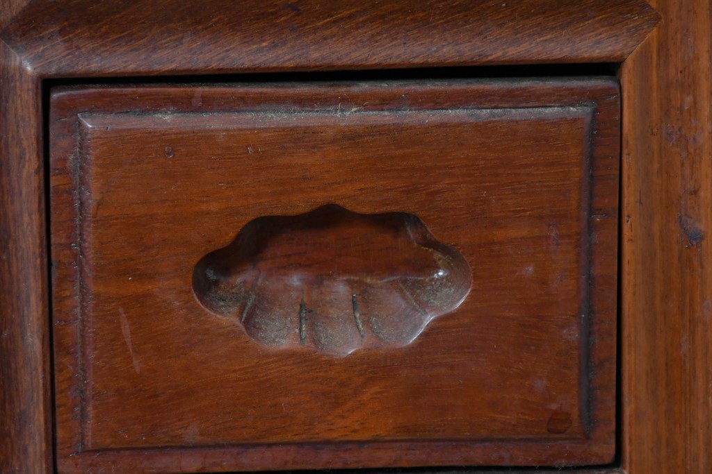 和製ヴィンテージ　花梨(カリン)材　引き出し12杯のサイドチェスト　(R-087019)