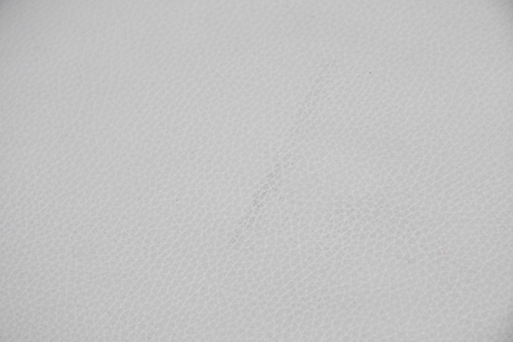 中古　IDC大塚家具取り扱い　himolla(ヒモラ)　ハーゲン　model.9805　総革張りの3人掛けソファ　定価約49万円　(R-087020)