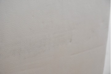 中古　IDC大塚家具取り扱い　himolla(ヒモラ)　ハーゲン　model.9805　総革張りの3人掛けソファ　定価約49万円　(R-087020)