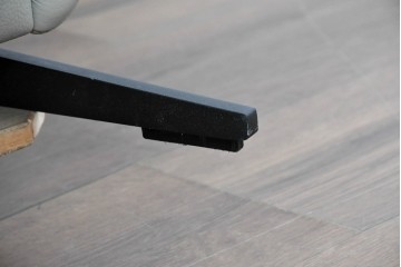 中古　IDC大塚家具取り扱い　himolla(ヒモラ)　ハーゲン　model.9805　総革張りの3人掛けソファ　定価約49万円　(R-087020)