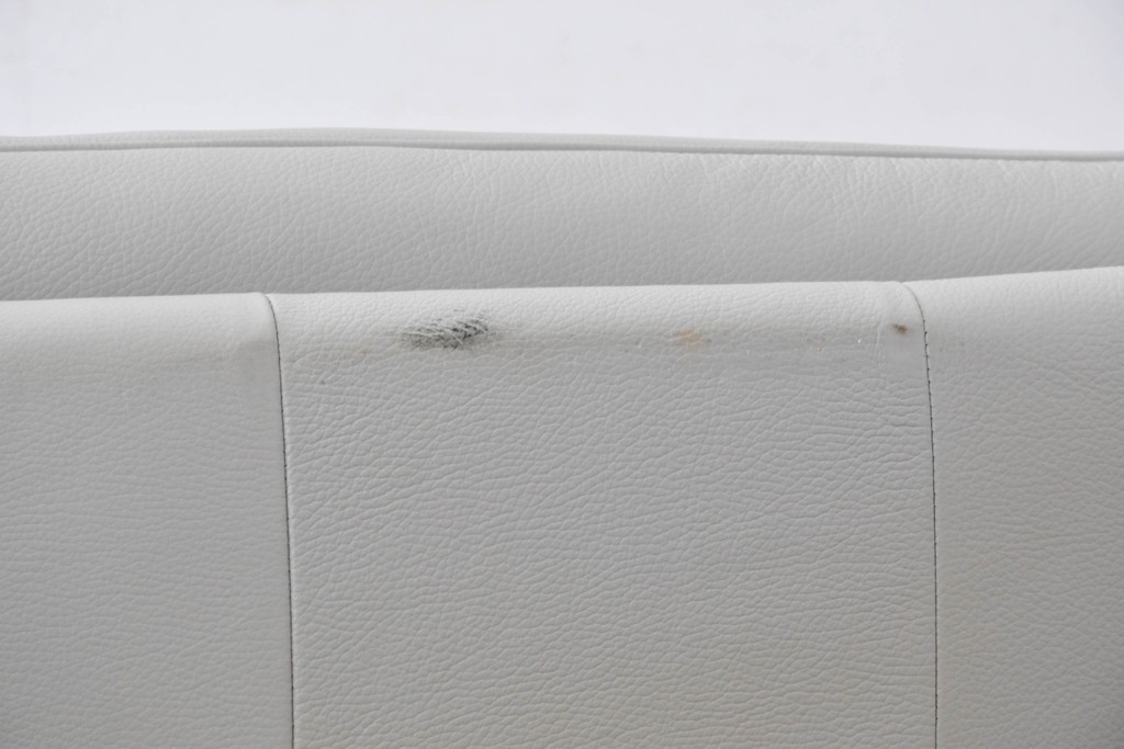 中古　IDC大塚家具取り扱い　himolla(ヒモラ)　ハーゲン　model.9805　総革張りの3人掛けソファ　定価約49万円　(R-087020)