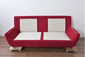 新古　未使用展示品　超美品　HUKLA Classic(フクラ)　CLIVIA(クリビア)　FF- 2003/FC-2614　曲線的フォルムと大胆な配色が目を引く2.5人掛けソファ　定価約53万円　(R-087021)