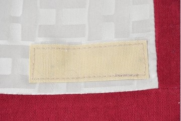 新古　未使用展示品　超美品　HUKLA Classic(フクラ)　CLIVIA(クリビア)　FF- 2003/FC-2614　曲線的フォルムと大胆な配色が目を引く2.5人掛けソファ　定価約53万円　(R-087021)