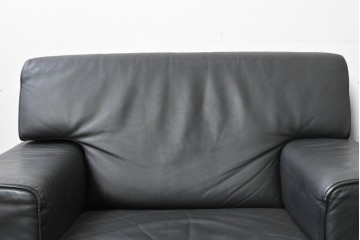 中古　美品　天童木工 最高級ライン　どっしりとしたボリューム感が魅力のT-7230WB-BLイージーチェア2脚セット　定価(2脚合計)約200万円　(R-087023)