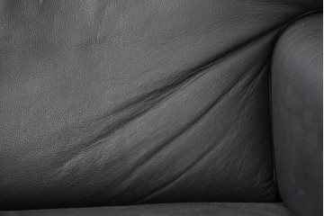 中古　美品　天童木工 最高級ライン　どっしりとしたボリューム感が魅力のT-7230WB-BLイージーチェア2脚セット　定価(2脚合計)約200万円　(R-087023)