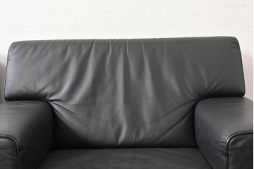 中古　美品　天童木工 最高級ライン　どっしりとしたボリューム感が魅力のT-7230WB-BLイージーチェア2脚セット　定価(2脚合計)約200万円　(R-087023)