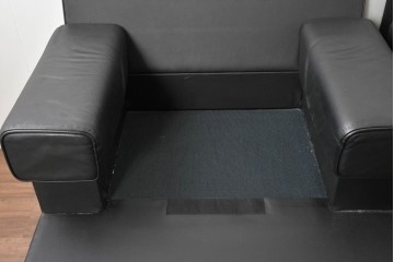 中古　美品　天童木工 最高級ライン　どっしりとしたボリューム感が魅力のT-7230WB-BLイージーチェア2脚セット　定価(2脚合計)約200万円　(R-087023)