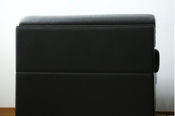 中古　美品　天童木工　T-7230WB-BL　最高級ラインのイージーチェア2脚セット　定価(2脚合計)約200万円　(R-087023)
