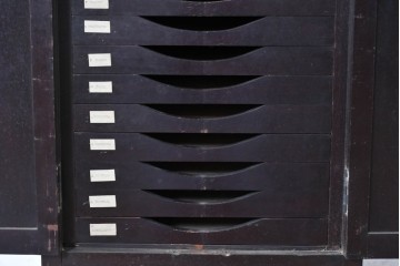 和製アンティーク　薄型引き出しが並ぶレコードケース　(R-087025)