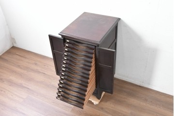 和製アンティーク　薄型引き出しが並ぶレコードケース　(R-087025)