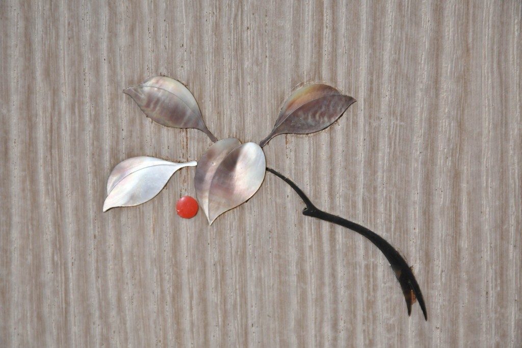 和製ヴィンテージ　総桐材　木象嵌入りの小箪笥　(R-087026)