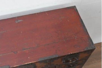 和製アンティーク　明治大正期　前面欅(ケヤキ)材　重厚な鉄金具と横桟戸が存在感を放つ松本帳場箪笥　(R-087027)