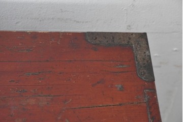 和製アンティーク　明治大正期　前面欅(ケヤキ)材　重厚な鉄金具と横桟戸が存在感を放つ松本帳場箪笥　(R-087027)