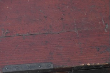 和製アンティーク　明治大正期　前面欅(ケヤキ)材　重厚な鉄金具と横桟戸が存在感を放つ松本帳場箪笥　(R-087027)